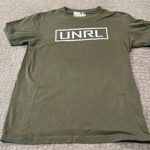 Army green fitted UNRL t shirt